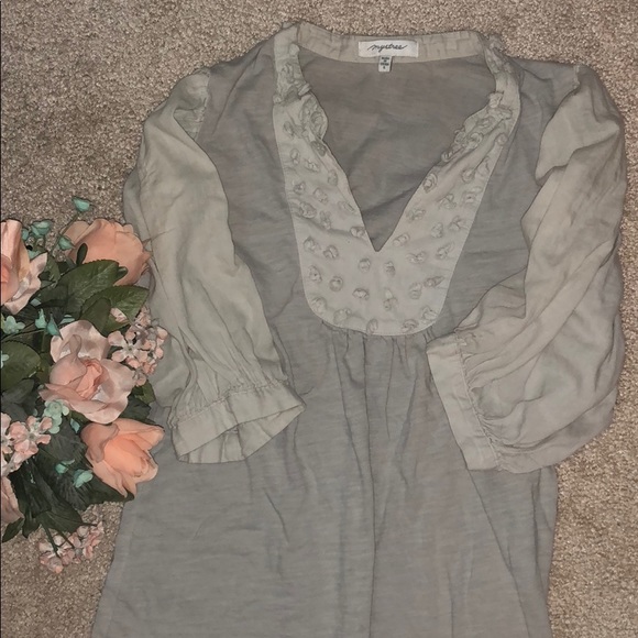 Dressy blouse - Picture 2 of 4